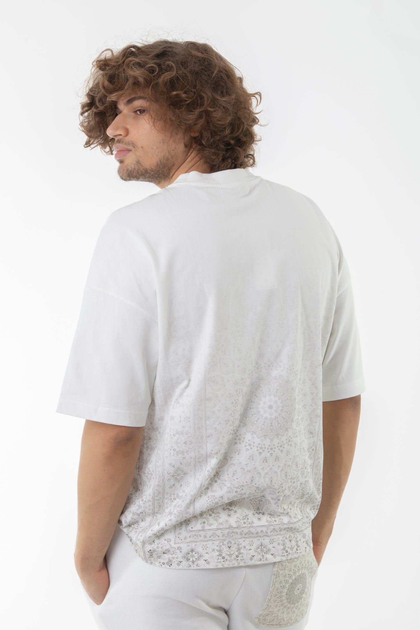 Oversize White T-shirt